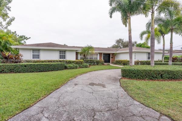 Tanglewood Gardens, 7330 SW 141st Ter, Palmetto Bay, Florida 33158, image 1