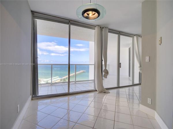 Oceania 3, 16485 Collins Ave #1034, Sunny Isles Beach, Florida 33160, image 2
