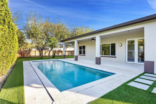 Coco Bay Estates, 8227 SW 188th Ter, Cutler Bay, Florida 33157, image 3