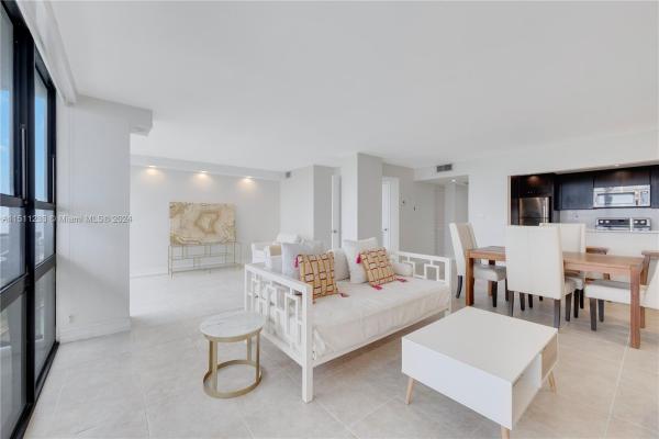 Charter Club, 600 NE 36th St #1614, Miami, Florida 33137, image 2