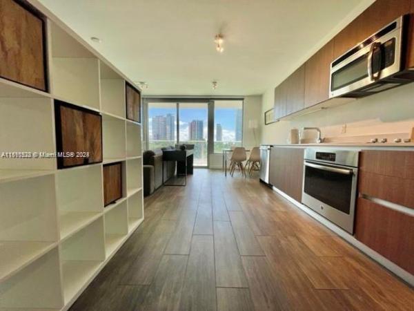 Le Parc At Brickell, 1600 SW 1st Ave #511, Miami, Florida 33129, image 1