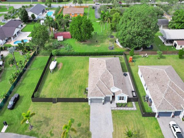 Vikings Steal Estates, 29020 SW 186th Ave, Redland, Florida 33030, image 1