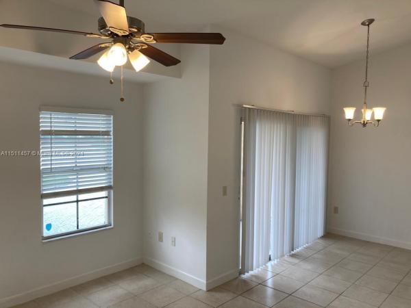 Emerald Isle At Laguna Lakes, 4190 San Marino Blvd #306, West Palm Beach, Florida 33409, image 2