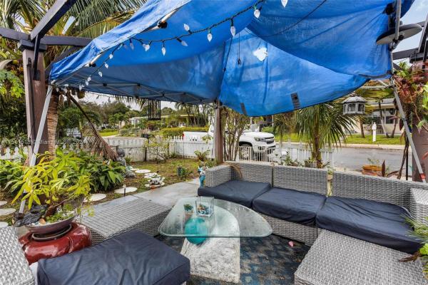 Lakeview Heights, 626 S Pine St, Lake Worth Beach, Florida 33460, image 2