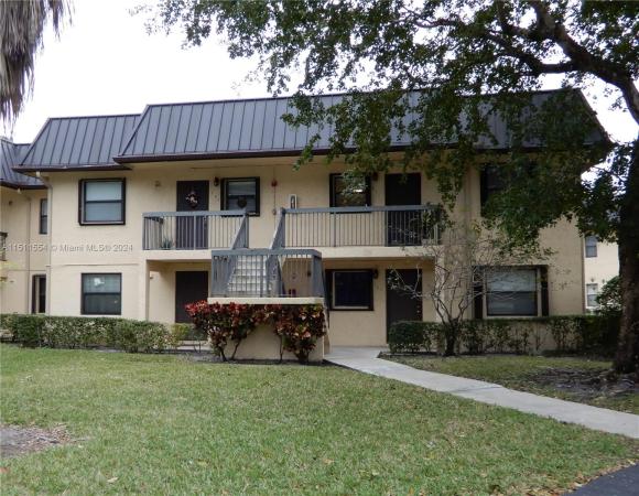 Pine Lake, 105 NW 93rd Ave #105, Pembroke Pines, Florida 33024, image 1