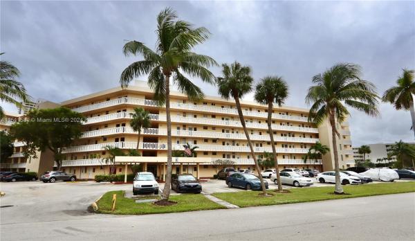 Point East, 2930 Point East Dr #E-512, Aventura, Florida 33160, image 3