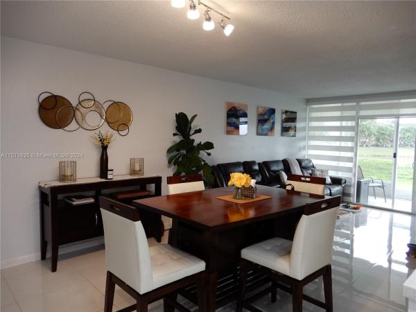 Pinebark, 870 NW 87th Ave #103, Fountainebleau, Florida 33172, image 3