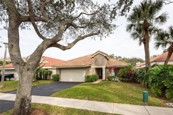 Cross Creek At Jacaranda, 9721 NW 18th Ct, Plantation, Florida 33322, image 2
