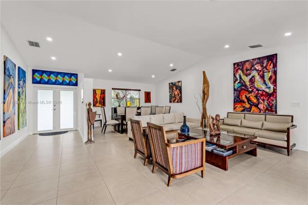 Kings Bay, 14521 Snapper Dr, Coral Gables, Florida 33158, image 2