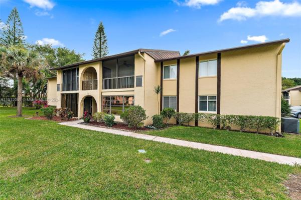 Pine Ridge 3, 310 Pine Ridge Cir #B-1, Greenacres, Florida 33463, image 3