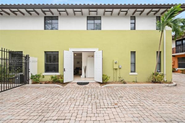 Grove Enclave, 3024 Mcdonald St #1, Miami, Florida 33133, image 3