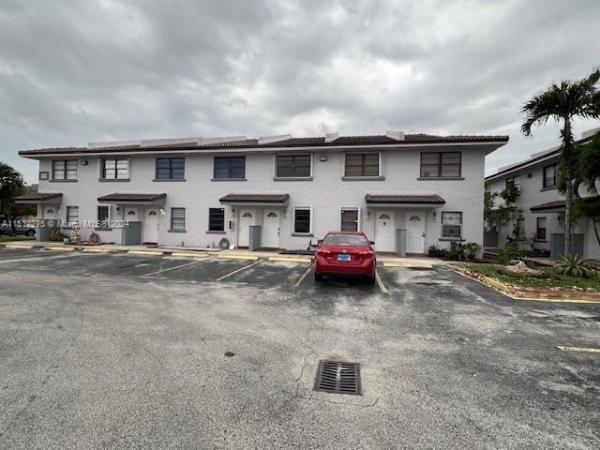 Las Villas De Valencia, 200 SW 113th Ave #203, Sweetwater, Florida 33174, image 3
