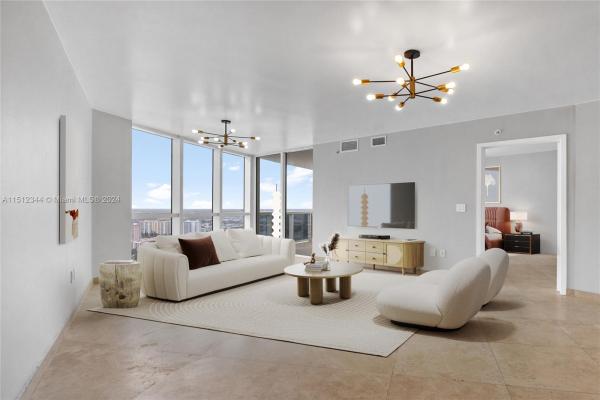 Trump Royale, 18201 Collins Ave #5108, Sunny Isles Beach, Florida 33160, image 1