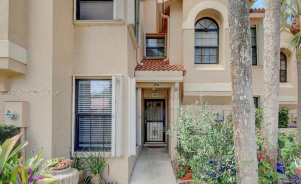 Mariners Cove, 2379 Treasure Isle Dr #25, Palm Beach Gardens, Florida 33410, image 1