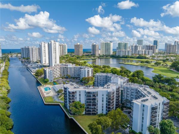 Ensenada, 3401 N Country Club Dr #803, Aventura, Florida 33180, image 2