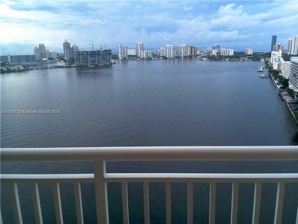 Winston Towers 200, 251 174th St #1101, Sunny Isles Beach, Florida 33160, image 3
