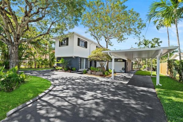 Davis Isles, 4417 SW 38th Ter, Dania Beach, Florida 33312, image 1