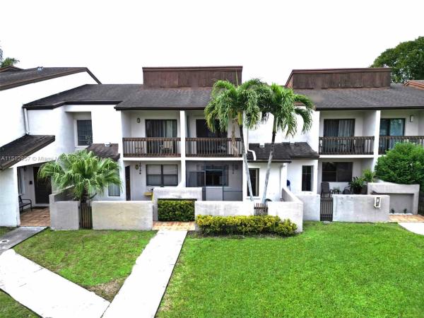 The Villas Of Amberwood, 10178 NW 41st St #98-9, Doral, Florida 33178, image 1