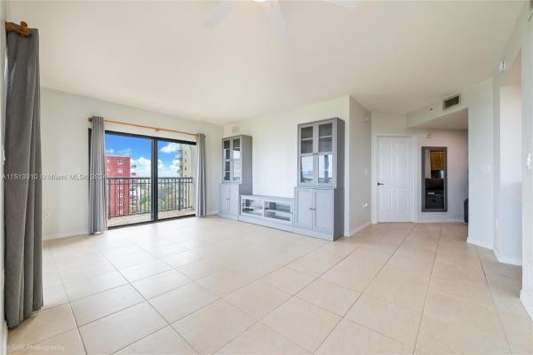Keystone Villas, 3530 SW 22nd St #904, Miami, Florida 33145, image 2