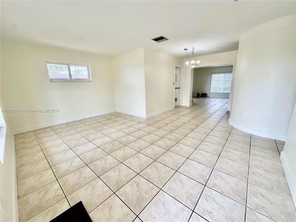 Coral Gardens, 2911 SW 97th Ave, Westchester, Florida 33165, image 2