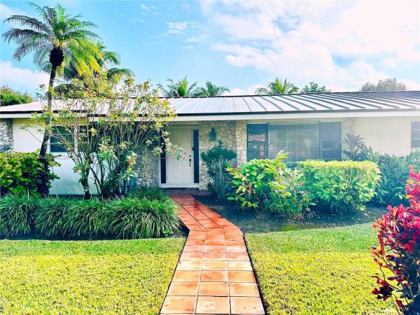 Kendall Lane Estates, 10945 SW 75th Ct, Pinecrest, Florida 33156, image 1