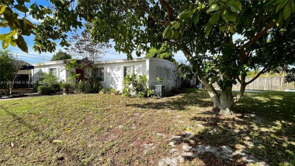 Tropical Estates, 4170 SW 99th Ave, Olympia Heights, Florida 33165, image 3