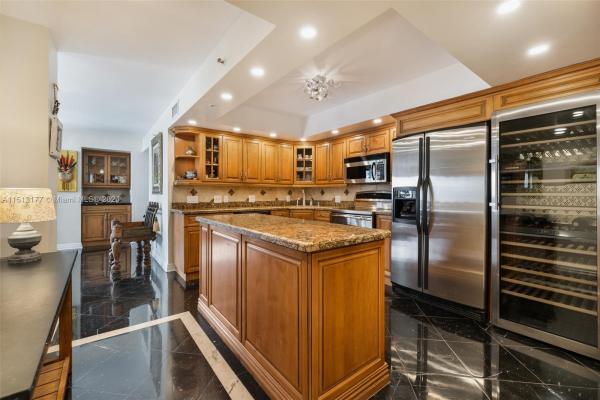 Grove Towers, 2843 S Bayshore Dr #17A, Miami, Florida 33133, image 3