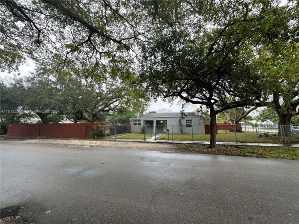 Biscayne Highlands, 14115 NE 9th Ave, North Miami, Florida 33161, image 3