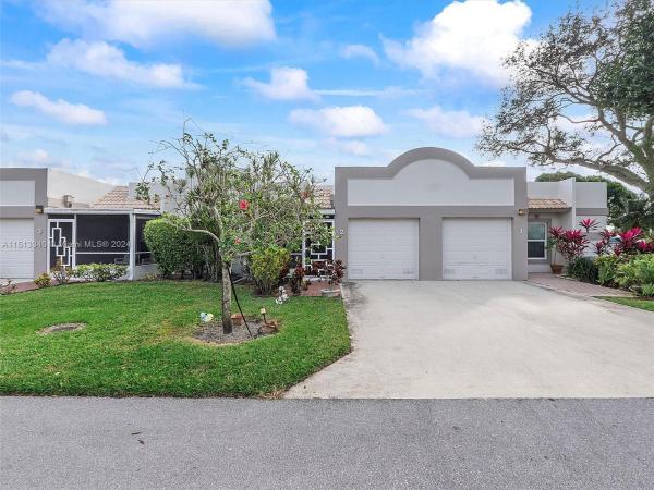 Town Villas At Moon Lake, 18800 Garbo Ter #2, Boca Raton, Florida 33496, image 3