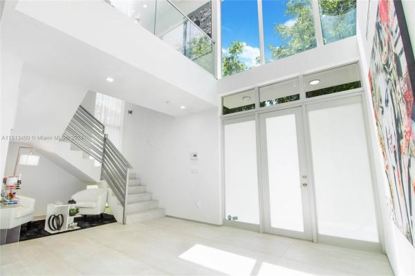 Brickell Broadway Villas, 1500 SW 4th Ave, Miami, Florida 33129, image 2