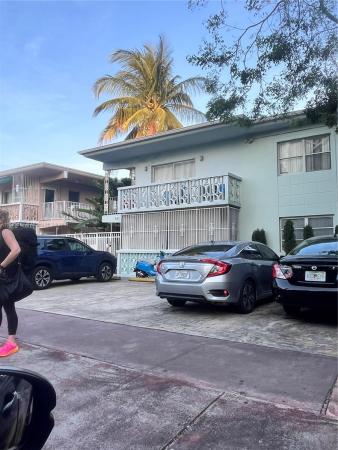 Nonnie Sue, 543 Meridian Ave #8, Miami Beach, Florida 33139, image 3