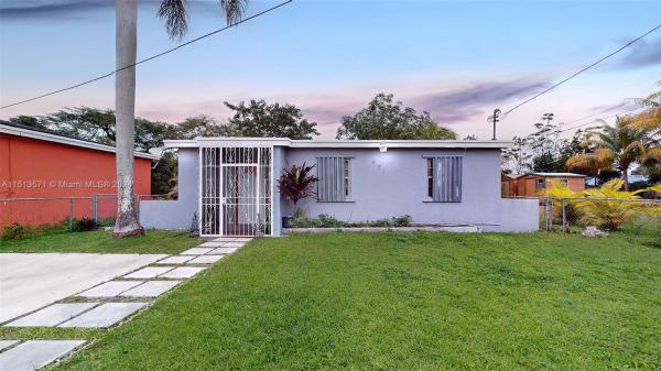 Lincoln Park, 421 SW 8th Ave, Homestead, Florida 33030, image 1