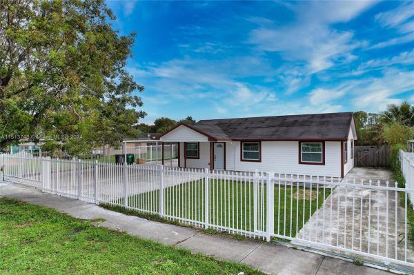 Habitat Homes South, 22721 SW 115th Ave, Princeton, Florida 33170, image 1