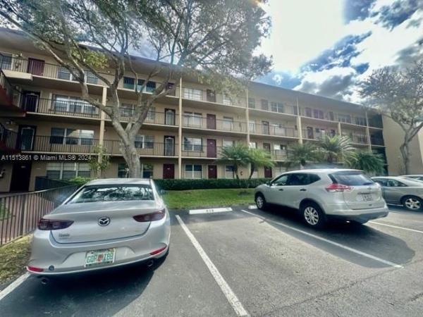 Kingsley At Century Village, 801 SW 133rd Ter #105K, Pembroke Pines, Florida 33027, image 1