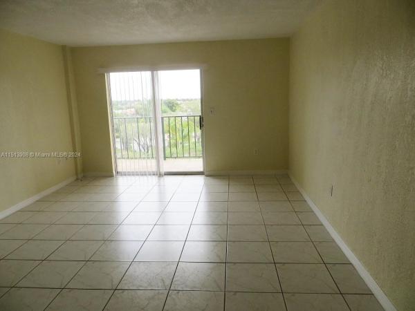 Cypress Club Of Kendale, 14250 SW 62nd St #510, Kendale Lakes, Florida 33183, image 3