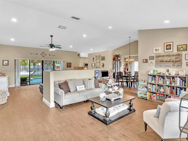 Hidden Hammocks, 4644 NW 59th Way, Coral Springs, Florida 33067, image 2
