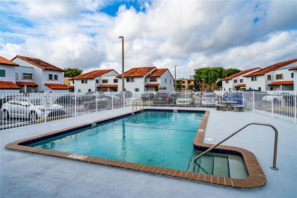 Golden Homes, 6221 SW 138th Ct #C, Kendale Lakes, Florida 33183, image 3