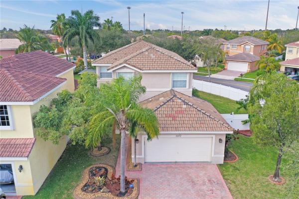 Silver Shores, 2012 SW 157th Ave, Miramar, Florida 33027, image 3