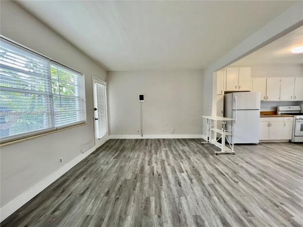 Mansfield Park, 1925 Washington Ave #20, Miami Beach, Florida 33139, image 3