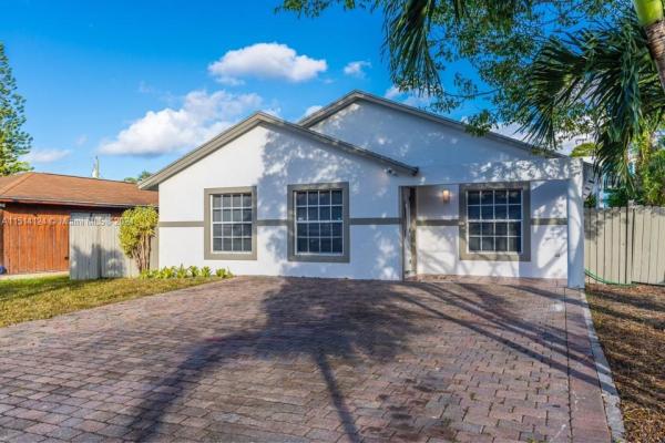 Lake Worth Beach No HOA, 3824 Patio Ct, Lake Worth Beach, Florida 33461, image 1