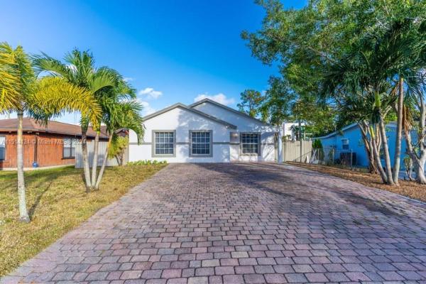 Lake Worth No HOA, 3824 Patio Ct, Lake Worth Beach, Florida 33461, image 3