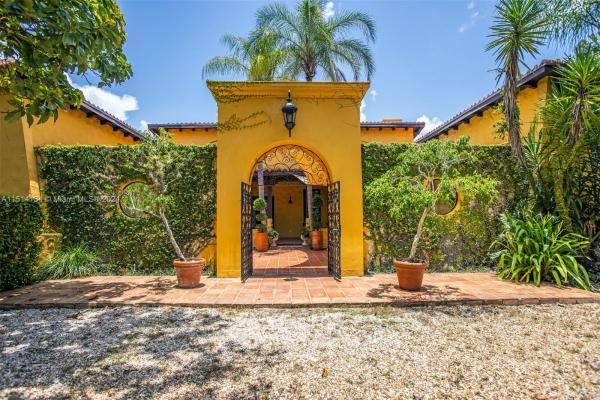Tranquility Estates, 6899 SW 62nd Ter, South Miami, Florida 33143, image 2