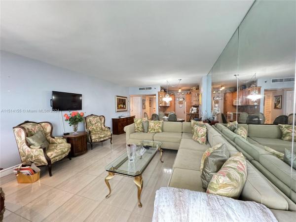 The Decoplage, 100 Lincoln Rd #833, Miami Beach, Florida 33139, image 1