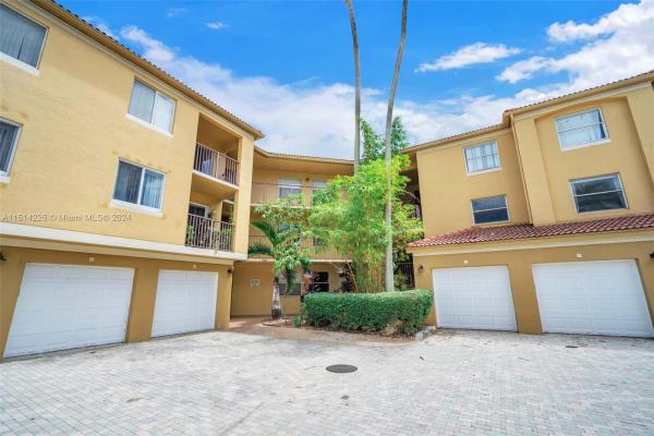 Paragon Plantation, 771 N Pine Island Rd #207, Plantation, Florida 33324, image 1