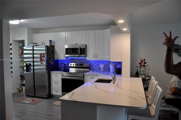 Plymouth At Century Village, Hollywood, Florida 33027, image 1