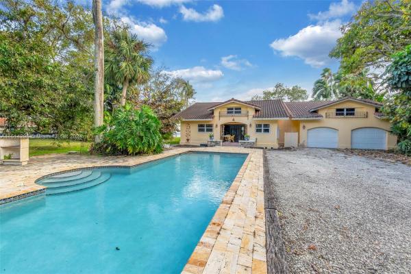 Bryan, 812 SW 4th Pl, Fort Lauderdale, Florida 33315, image 1