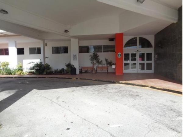 Buckley Towers East, 1351 NE Miami Gardens Dr #1121 E, Ojus, Florida 33179, image 2