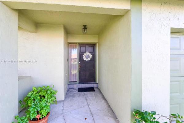 Hawkes Bluff, 5241 King Arthur Ave, Davie, Florida 33331, image 2
