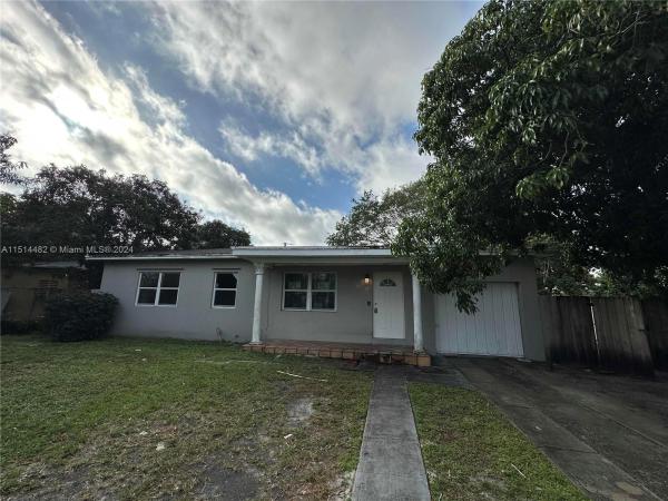 Brandon Park, 510 NW 152nd St, Golden Glades, Florida 33169, image 1