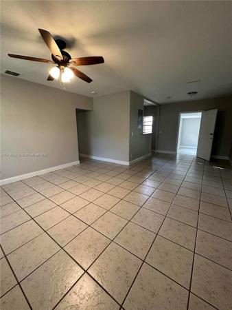 Brandon Park, 510 NW 152nd St, Golden Glades, Florida 33169, image 3